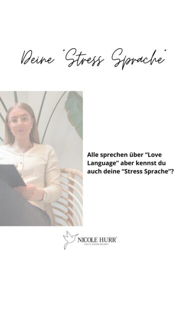 Alle reden über Love Languages – also darüber, wie wir Liebe zeigen und empfangen. 🤍 

Aber kennst du auch deine „Stress Language“? Also deine Stress Sprache. 

Welche Reize lösen bei dir Stress aus? Und wie reagierst du darauf? Mit Kampf (Fight), Flucht (Flight), Erstarren (Freeze) oder Anpassung (Fawn)? Vielleicht durch People Pleasing, Rückzug, Perfektionismus oder ständiges Funktionieren.

Deine Stress-Sprache verrät oft mehr über dich, als du denkst & hat auch Auswirkungen auf deine Beziehungen, deine Kommunikation uvm. 👀

💭 Was ist deine typische Stress-Reaktion?

Du möchtest tiefer in das Thema Stress eintauchen? Dann schreibe „Stressfrei“ in die Kommentare und erhalte mein kostenloses Freebie. Folge mir für weitere Impulse, praktische Tools und Wissen rund um Stress, Nervensystem und mentale Gesundheit. 🌀

#stress #stressreliever #lovelanguage #stressfree #freebie