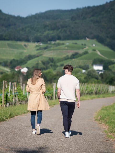 WALK THE WALK 🚶🏼‍♀️

Das schöne Wetter lädt zu einem Walk & Talk Coaching in der Natur ein – raus aus dem klassischen Beratungssetting in der Praxis und hinein in eine ruhige, natürliche Umgebung. Beim Gehen kommen nicht nur Körper, sondern oft auch Gedanken und Gefühle in Bewegung. Ein Erlebnis für alle Sinne. 🌞

Schaue für weitere Infos gerne in die Highlight Walk & Talk Coaching und erfahre mehr. 

Ich freue mich auf dich und einen gemeinsamen Spaziergang. 

#nature #natur #walkandtalk #coaching #offenburg