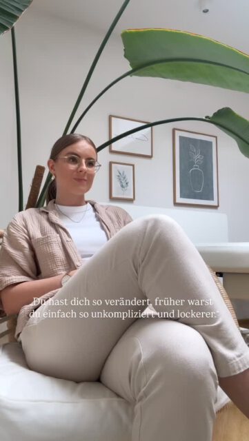 Kommt dir der Satz auch bekannt vor: Du hast dich aber verändert! Und meistens ist die Aussage nicht sonderlich positiv behaftet … 

Menschen haben von den Grenzen profitiert die du noch nicht hattest. Autsch. Und ja, das mag auf den ersten Blick anders aussehen, wenn man Bedürfnisse äußert, Kompromisse sucht und kommuniziert. 

Aber genau so kann eine Beziehung auf Augenhöhe entstehen. Und vergiss nicht: du bist nie zu viel. 🫧

#beziehung #relationship #boundaries #scatch #grenzen